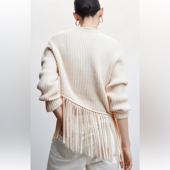 Women Mango Fringed Hem Sweater Size XS - Picture 3 of 4